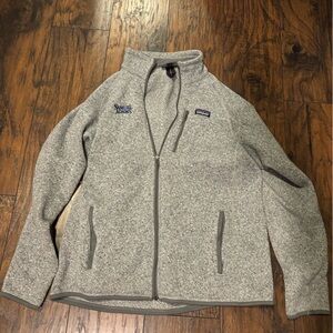 Patagonia Heather Gray Fleece jacket
